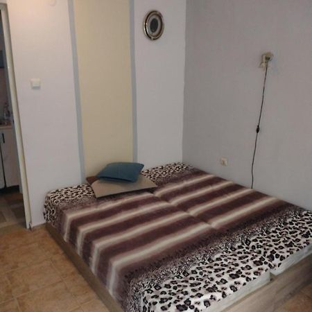 Apartment Petr Beron Varna Exterior foto